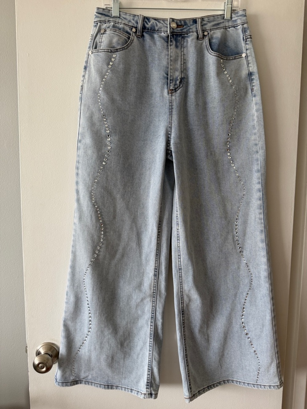 OAT New York Rhinestone Wavy Wide Leg Jeans Light Wash High Rise Size 10/30 GUC